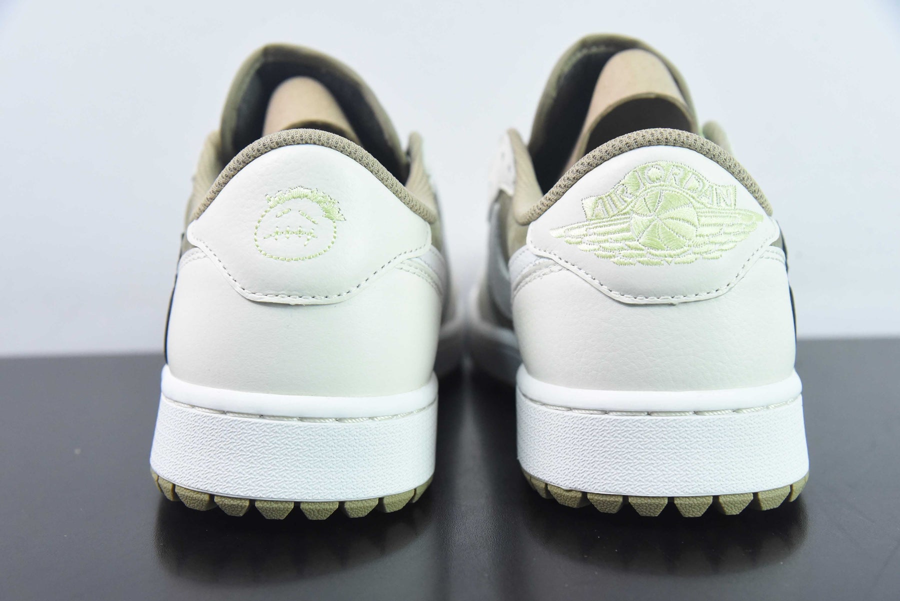 Travis Scott x Air Jordan 1 Low Golf Neutral Olive