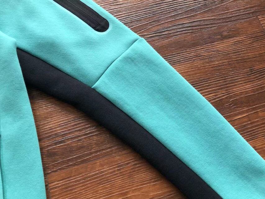 Conjunto Nike Tech Fleece Turquoise
