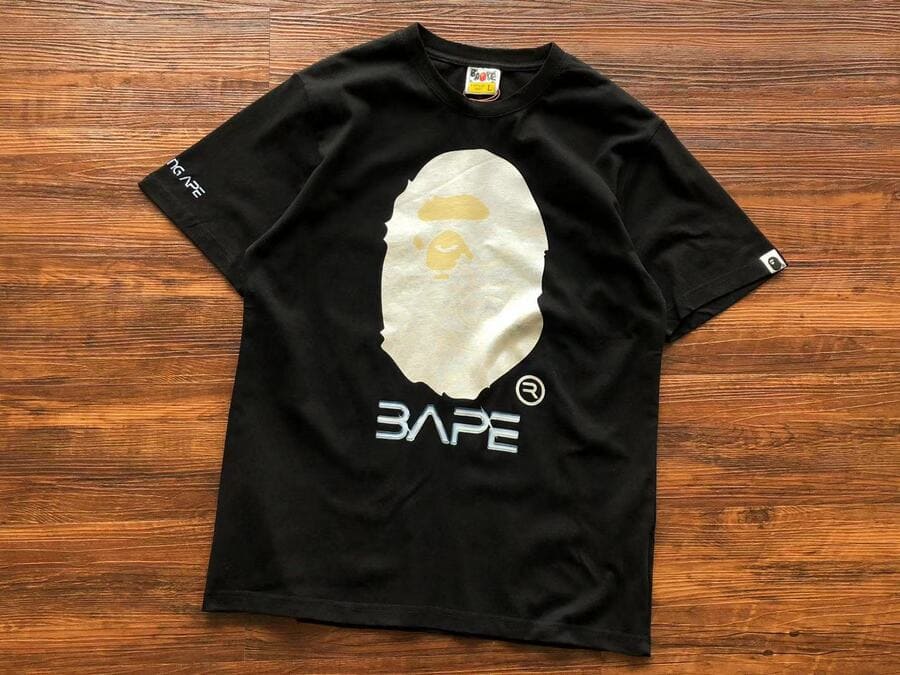 Camiseta BAPE x Sorayama