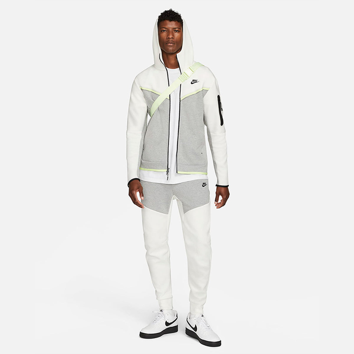 Conjunto Nike Tech Fleece Branca / Cinza / Neon
